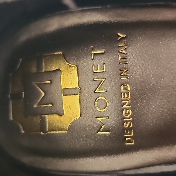 Womens size 10 black pump - Picture 5 of 5